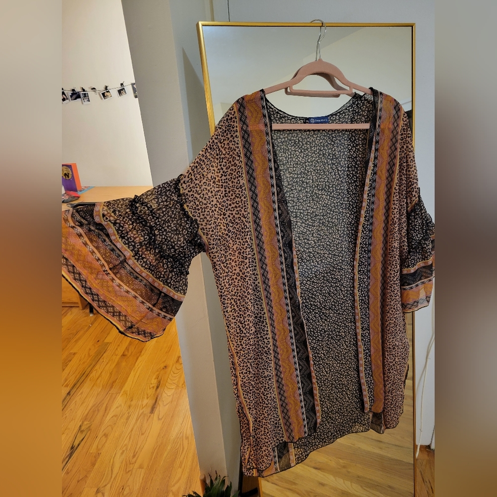 Black and Brown sheer kimono, leopard print size small/medium Democracy brand